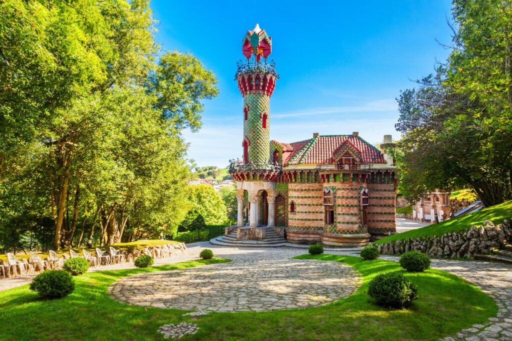 El Capricho - colorful summer house designed by the world famous architect Antoni Gaudí